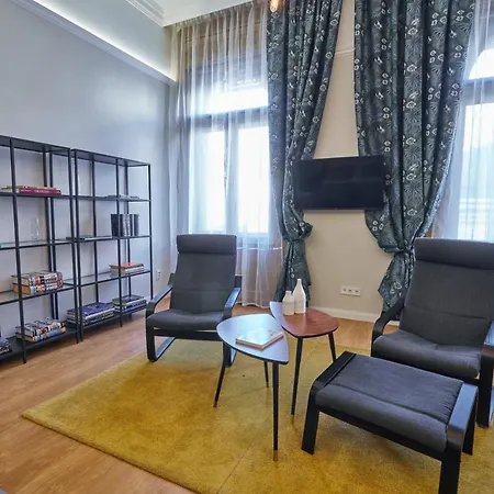 Nanirol At Gellert Bath Apartmán Budapešť