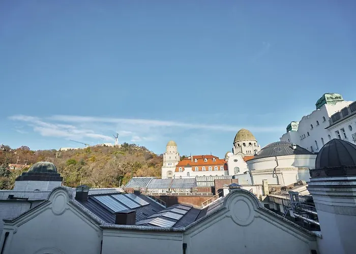 Apartament Nanirol At Gellert Bath Budapesta
