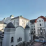 Nanirol At Gellert Bath *