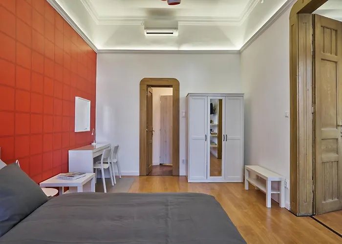 Appartamento Nanirol At Gellert Bath Budapest