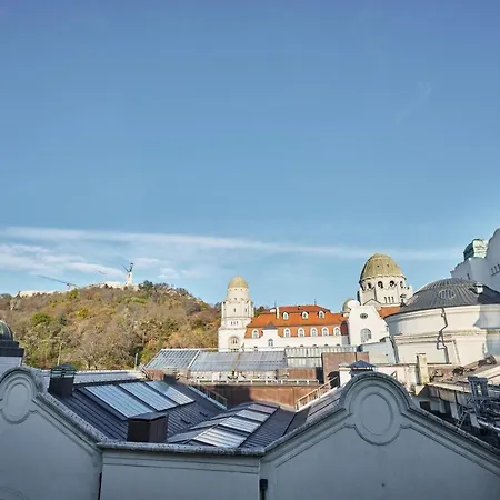 Apartman Nanirol At Gellert Bath Budapest